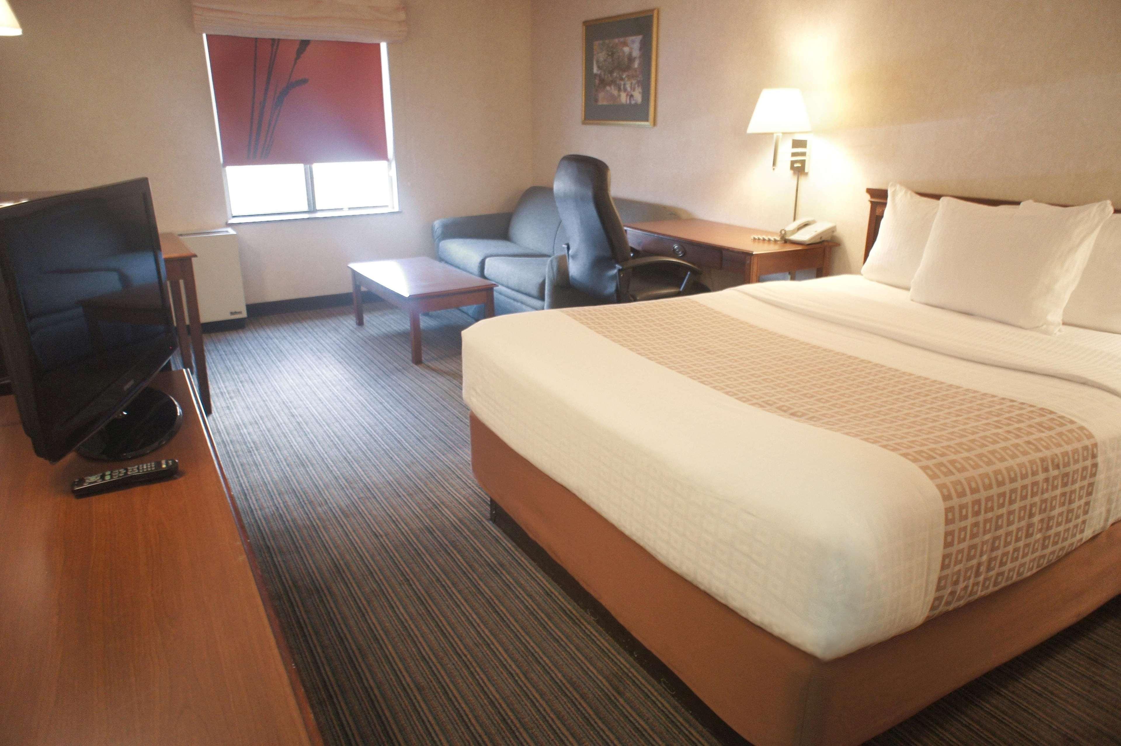 Holiday Inn Express South Burlington - Downtown By Ihg Exterior photo